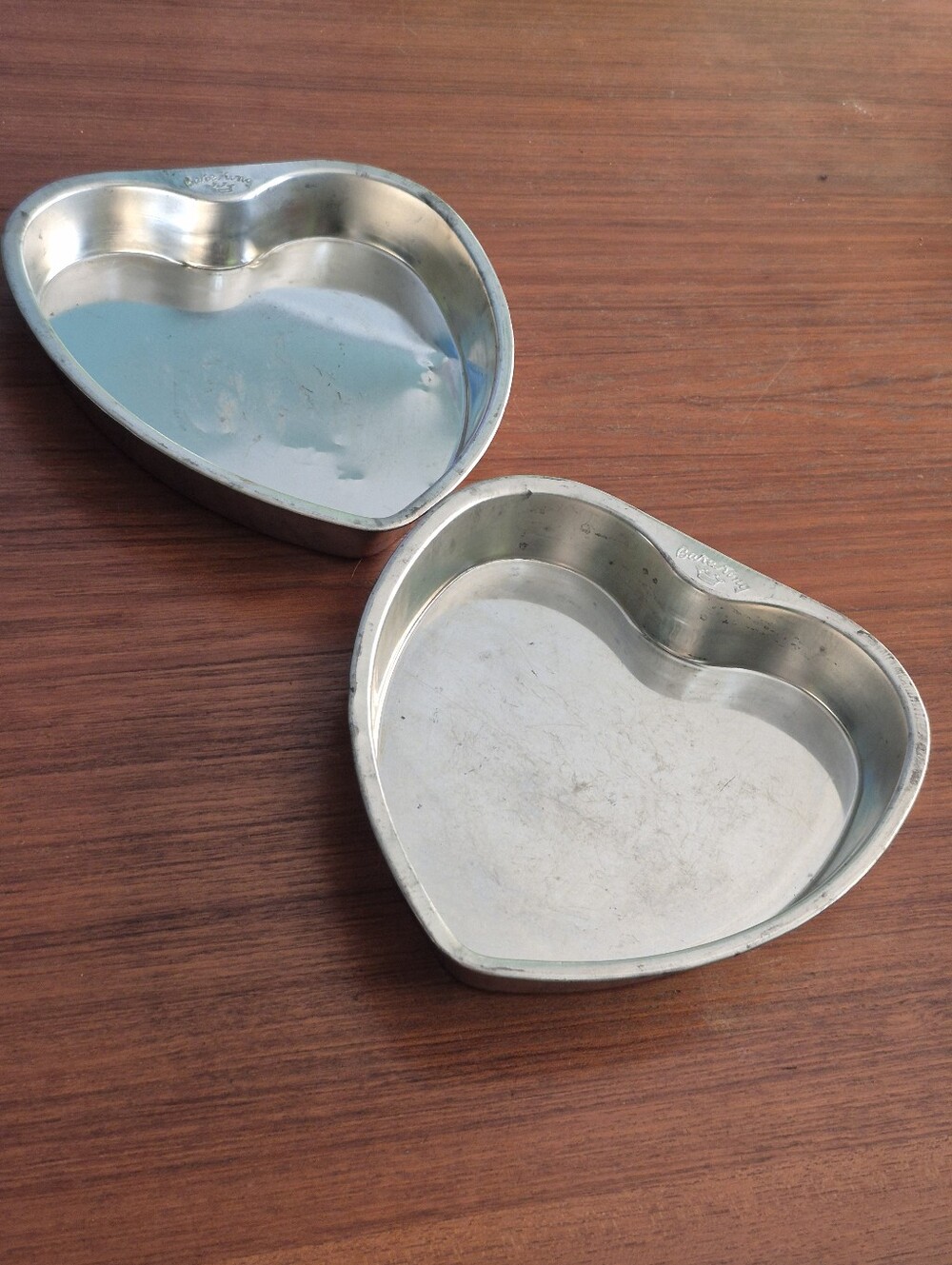 Vintage Bake King Heart-Shaped Baking Pans - Silver